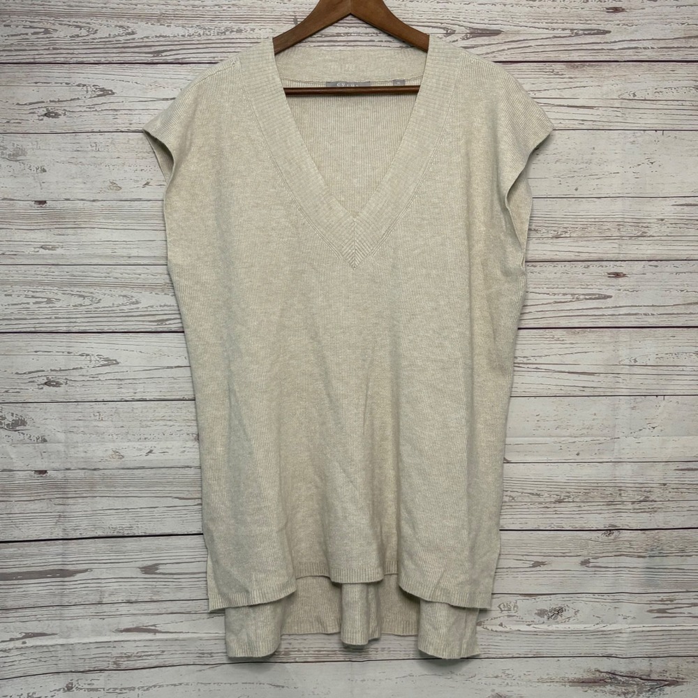 Cyrus Oatmeal‎ Beige Ribbed V-Neck Sweater Vest High Low Hem XL C532205FM